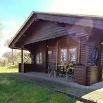 Mobilheim Und Blockhaus Mit Seeblick *