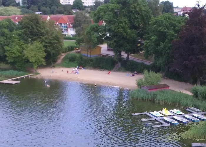 Mobilheim Und Blockhaus Mit Seeblick 度假居 *
